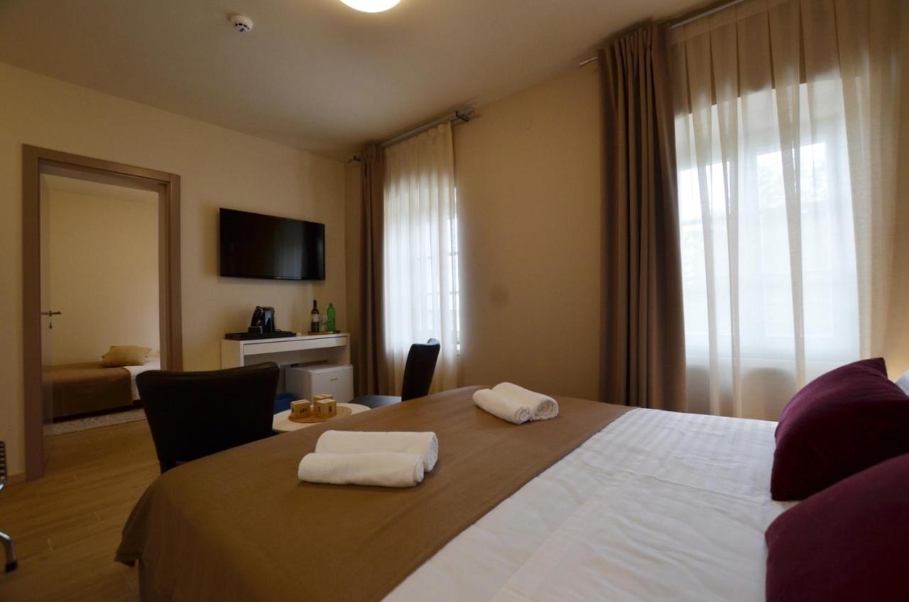 App & Rooms Juraga Bale Exteriör bild
