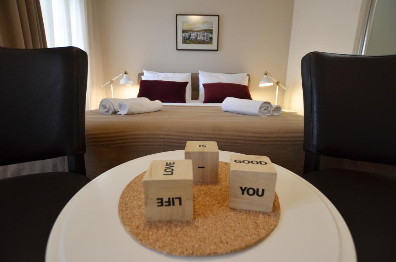 App & Rooms Juraga Bale Exteriör bild